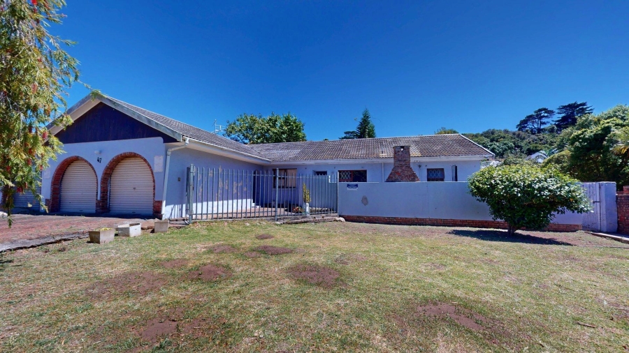 4 Bedroom Property for Sale in Walmer Heights Eastern Cape